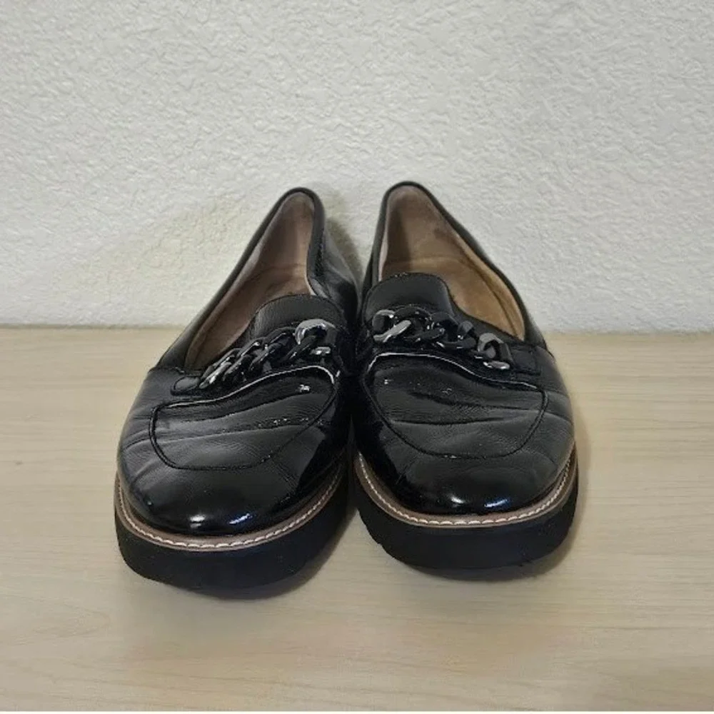 Naturalizer Agnes Patent Leather Loafer Black Chain Women Size 9 Chunky Platform